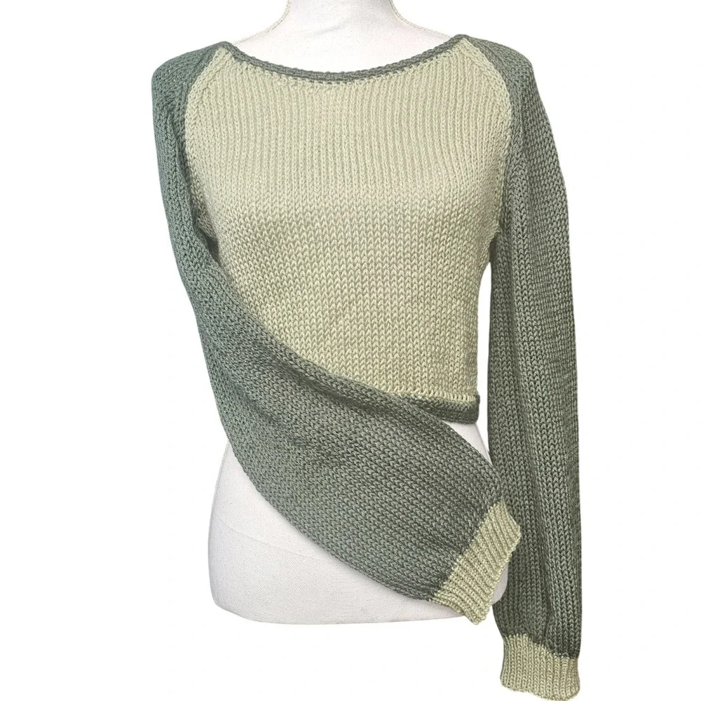 Handmade Knit Cropped Sweater – Two Tone Green | Size‎ Small-Medium